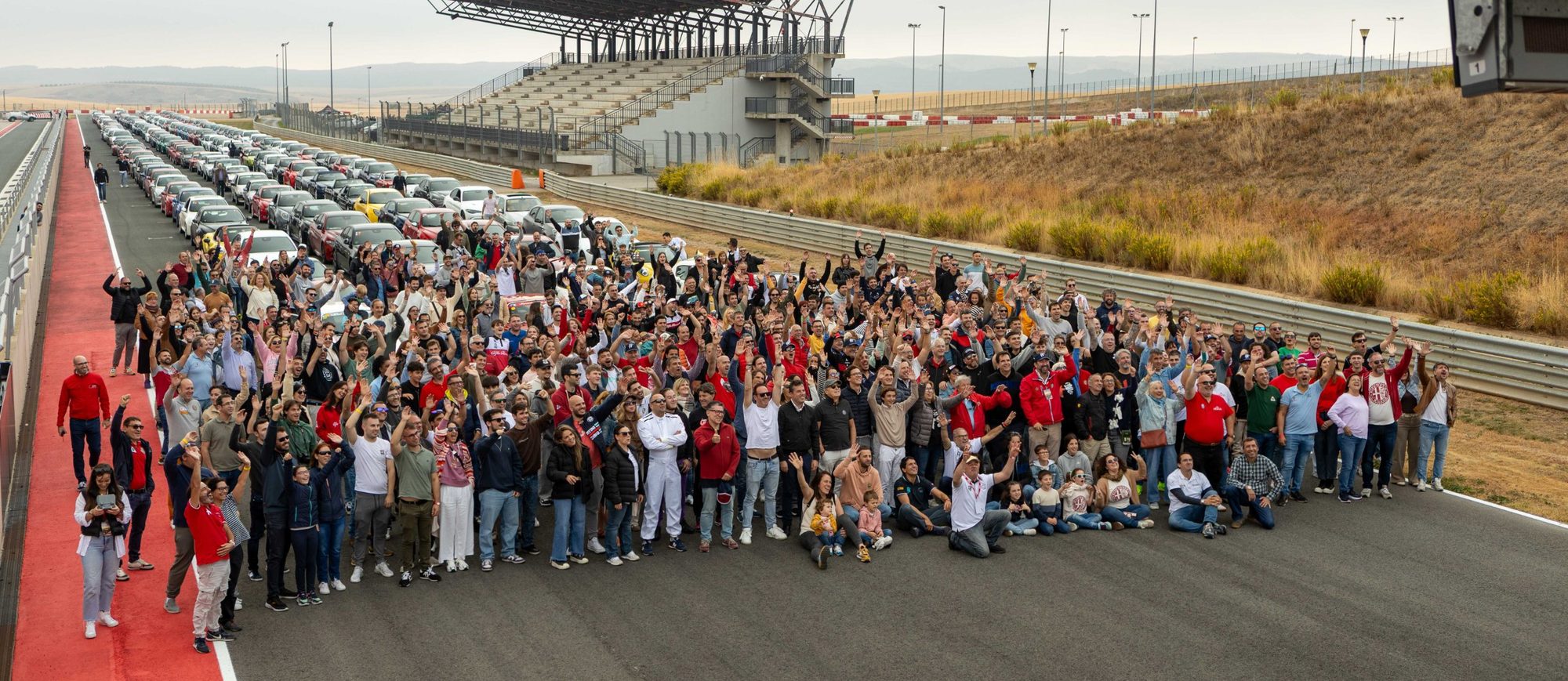 Alfas del club reunidos